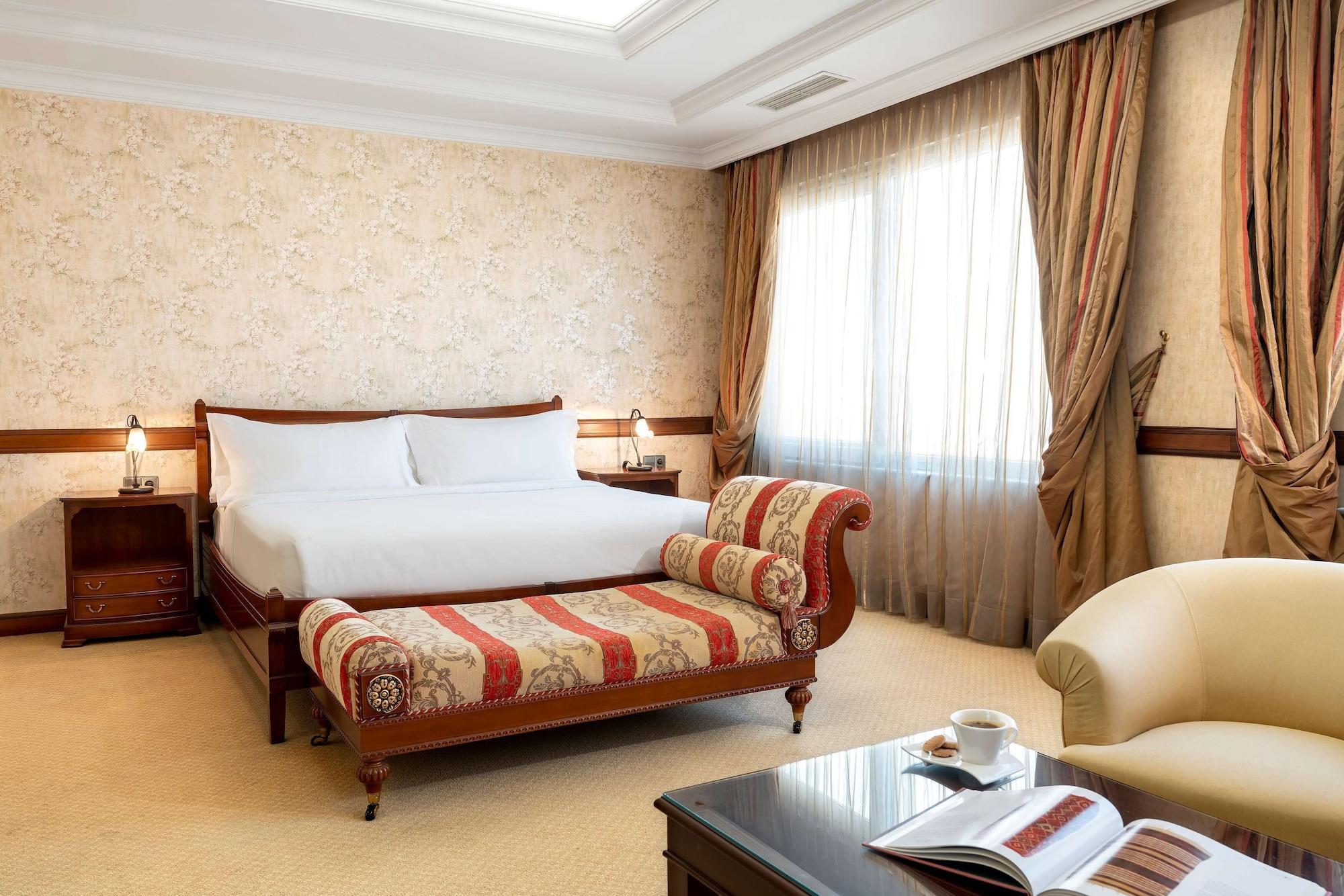 Отель Occidental Taksim 4*